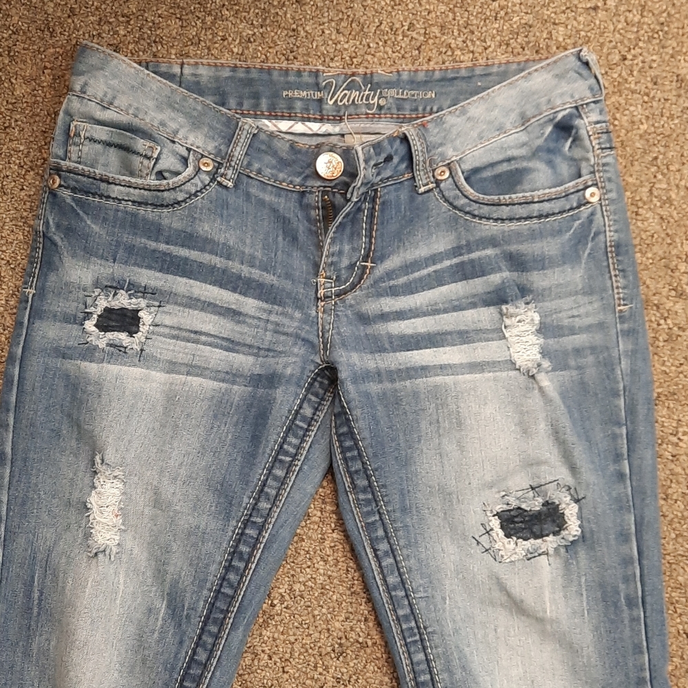 Vanity Jeans - Picture 4 of 5